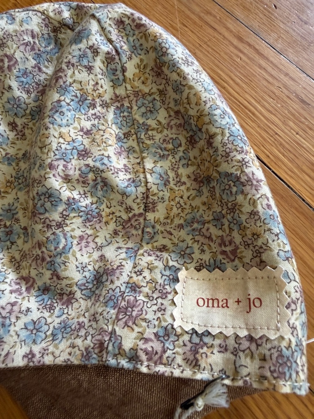 Oma + Jo Floral Cotton Baby Bonnet in Cream brown blue summer ties 12/18 months - Picture 2 of 5